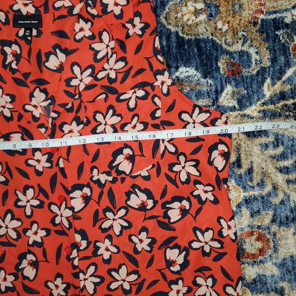 Who What Wear Red Sleeveless Blouse with Mandarin Collar - Picture 7 of 8